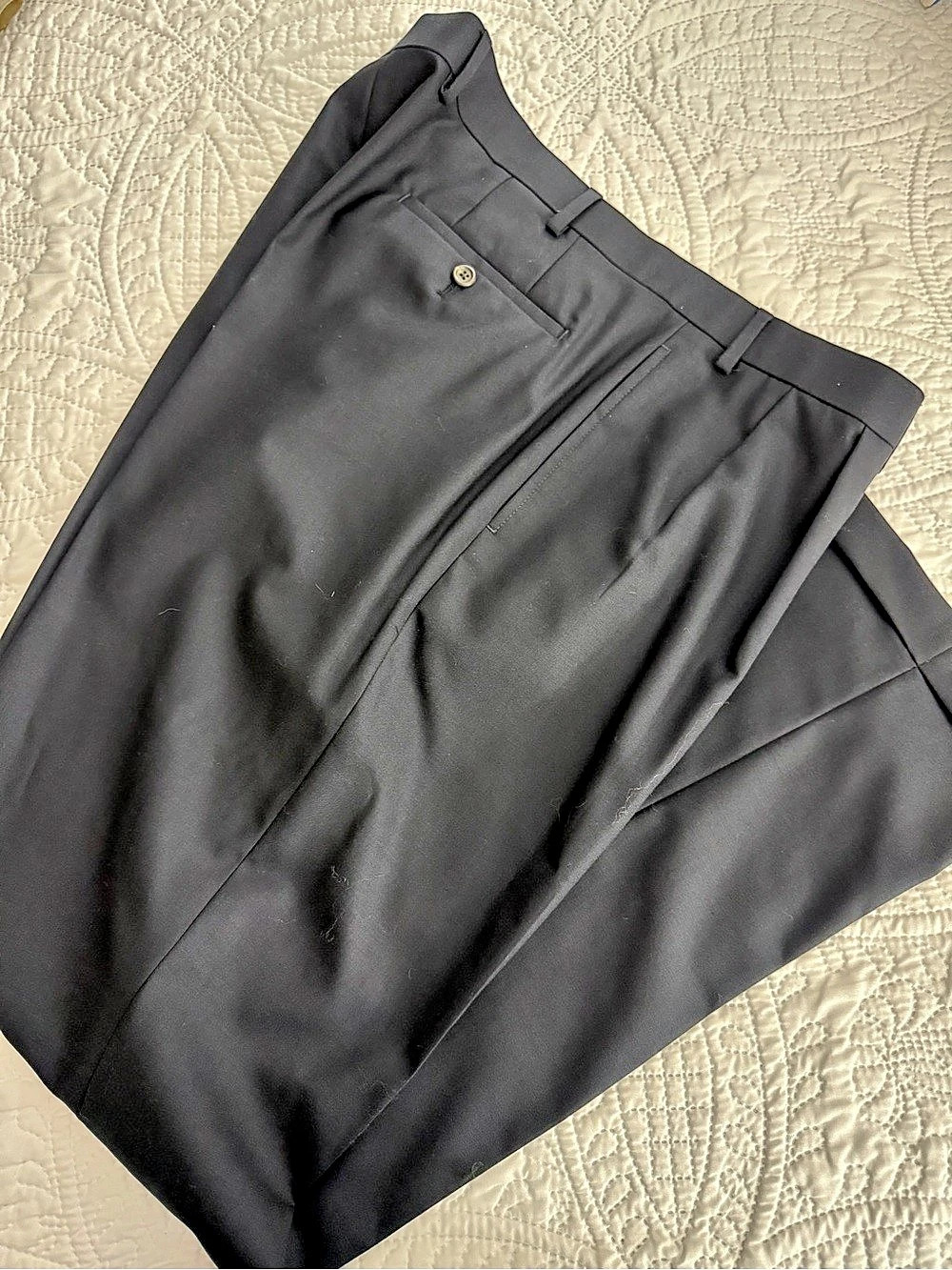 Lauren Ralph Lauren Total Comfort Dress Pants in Black